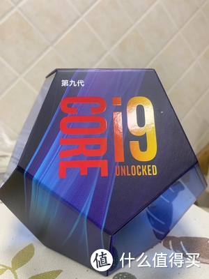 给游戏玩家的最佳CPU 9900K开箱