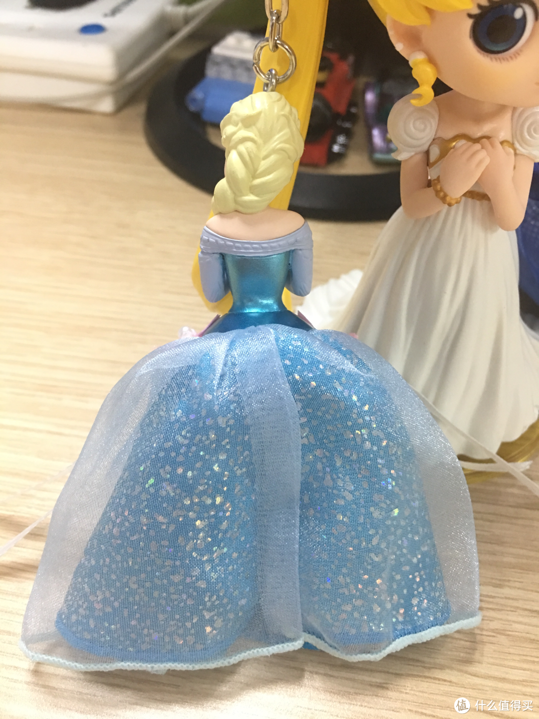 Disney迪士尼周边好物：冰雪奇缘公主钥匙扣晒物