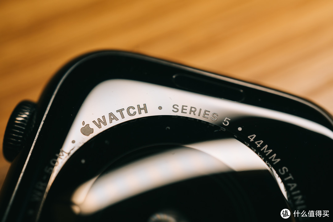 我第二款苹果手表 — Apple Watch 5 黑色不锈钢版+米兰尼斯表带
