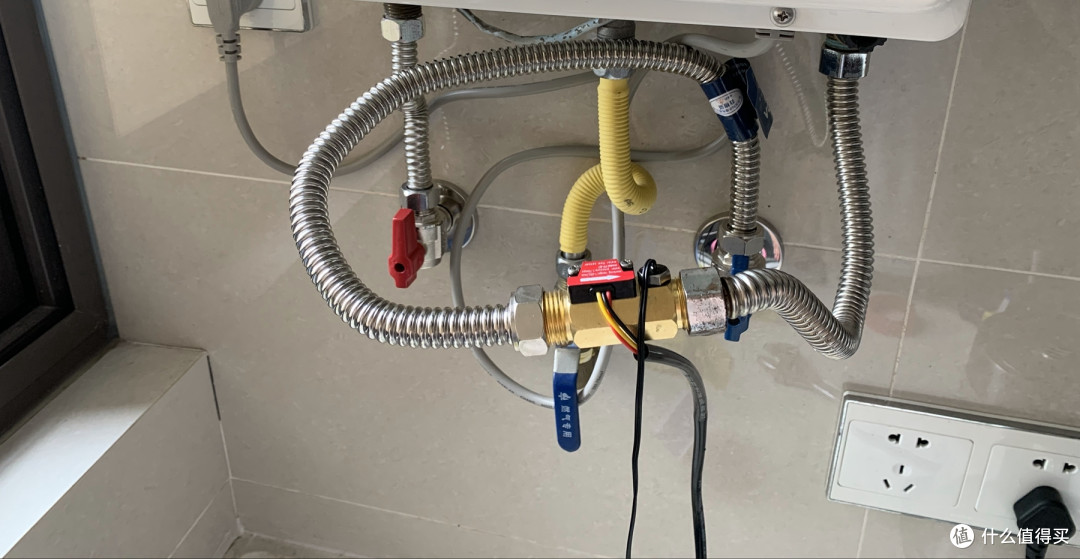 为何动辄几千差价？真假恒温玄机是啥？A.O.史密斯热水器拆给你看