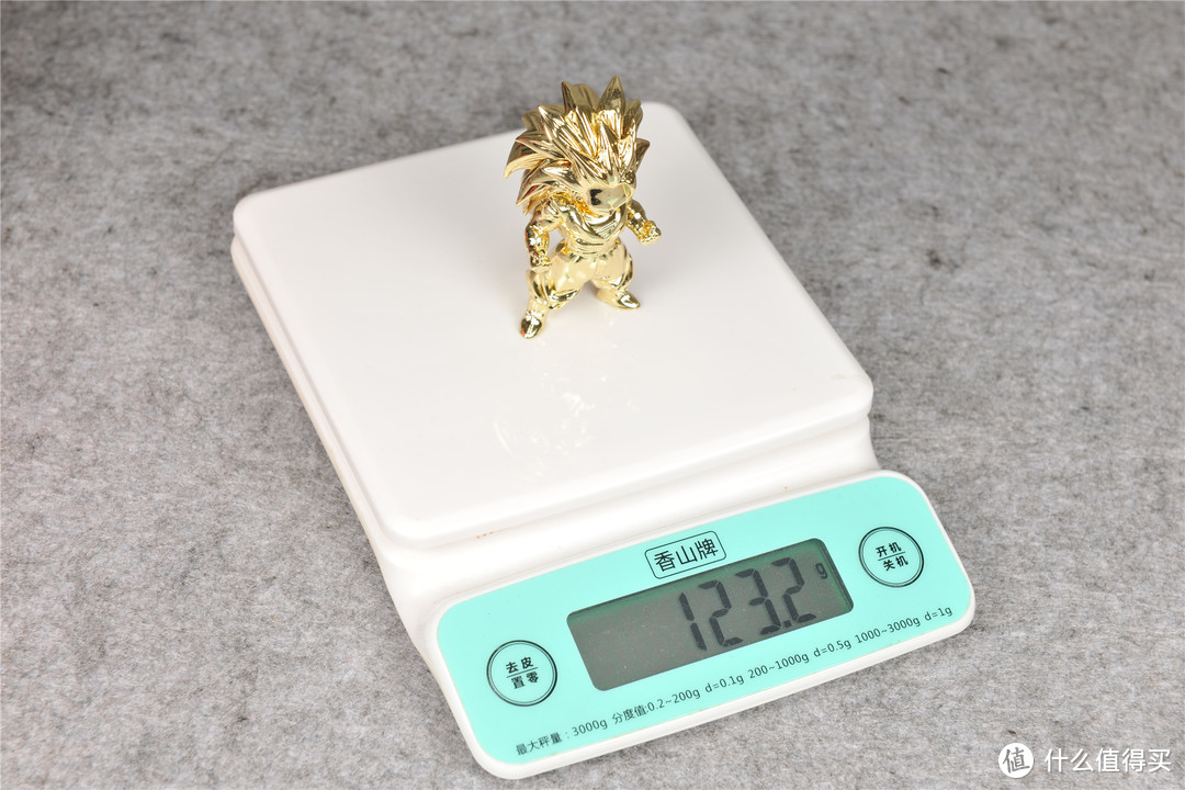 全实心的合金，7cm，123g，非常的坠手