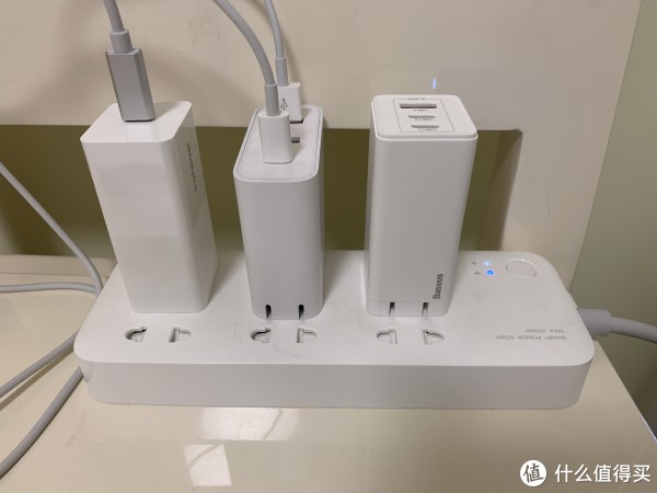 插座占用位置实际差不多