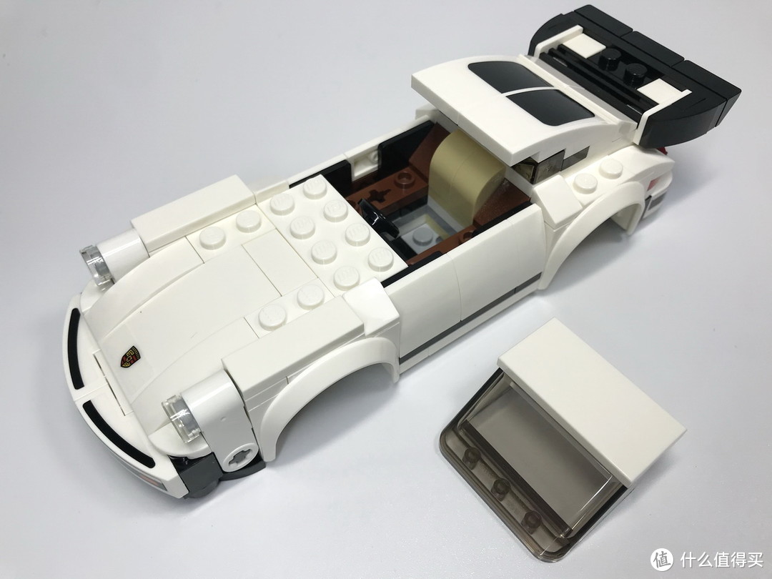 LEGO 超级赛车 75895 1974年保时捷911Tubro 3.0