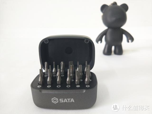 Sata pen螺丝刀：内置常用批头，手感舒适，小巧的像一支笔