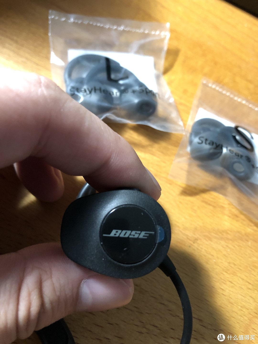 迟来了一年的无线耳机测评——Bose SoundSport