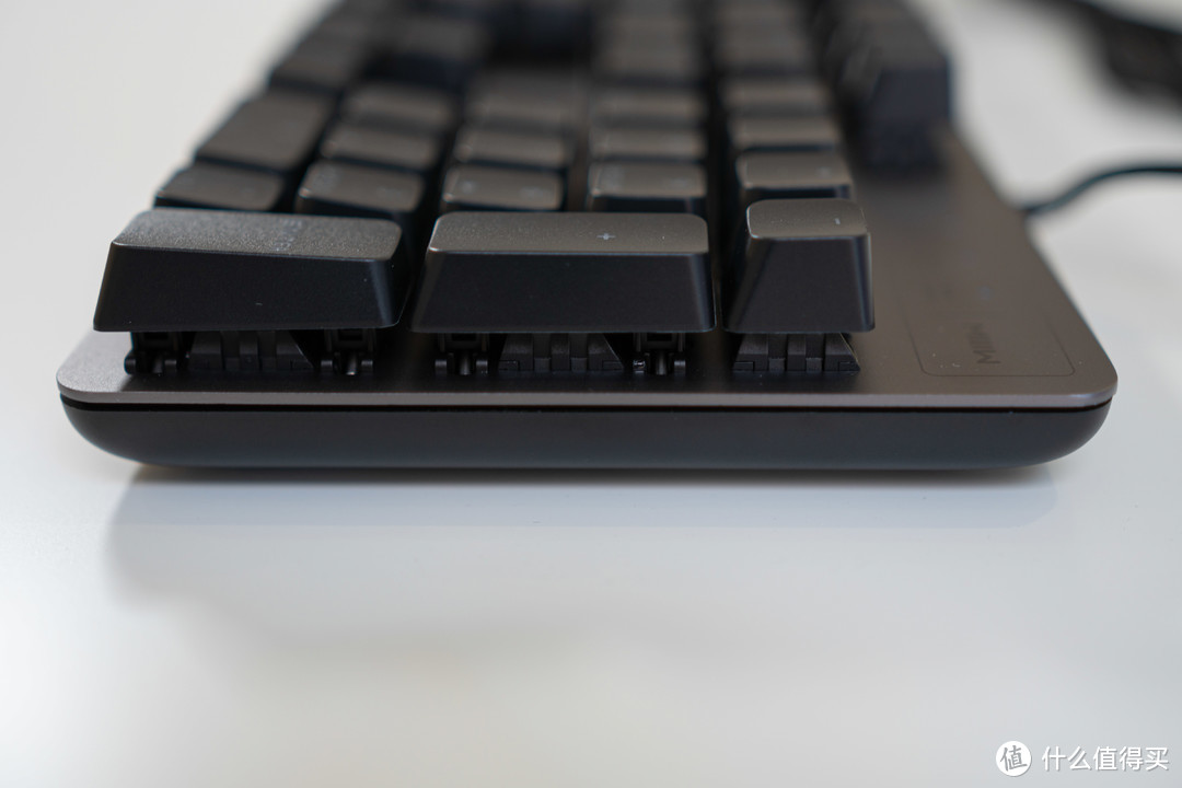 小米史上最便宜的游戏机械键盘！米物600k机械游戏键盘开箱评测