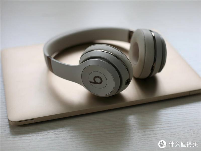 想给耳朵减肥吗？Beats Solo3 Wireless 头戴式 蓝牙无线耳机就行