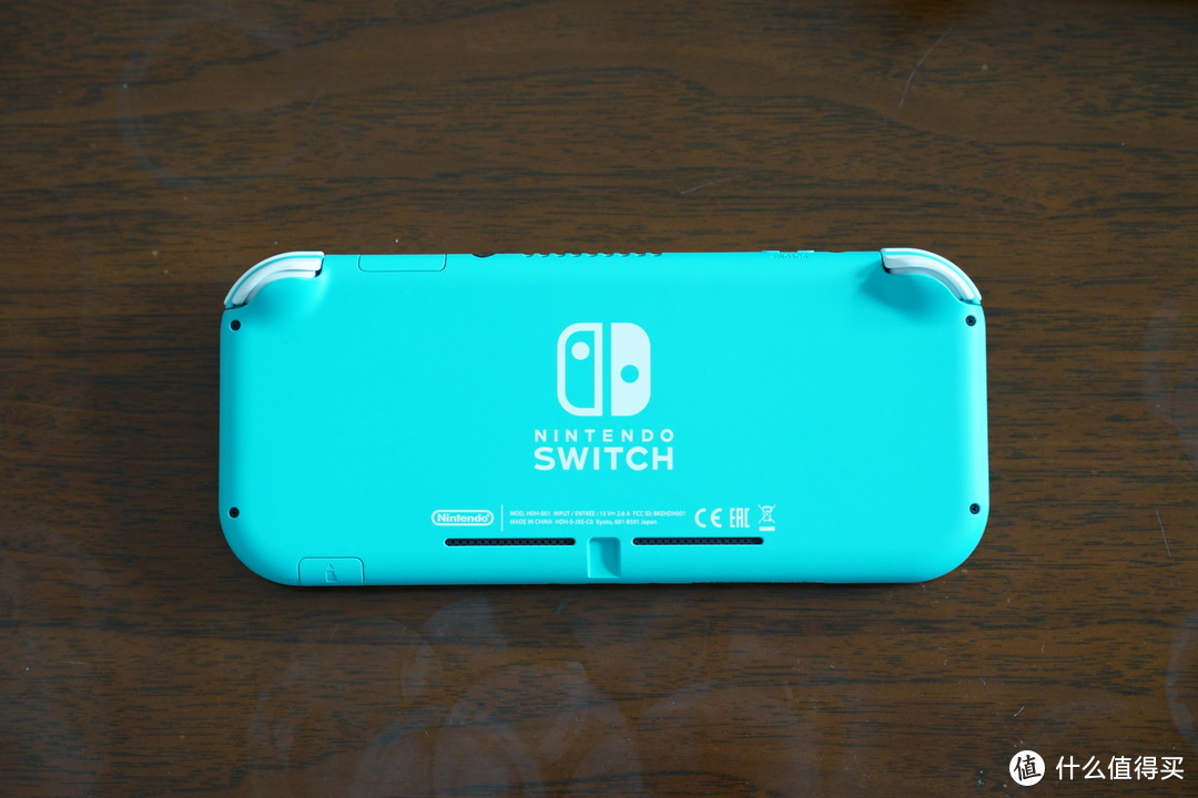 我买了个Nintendo Switch Lite