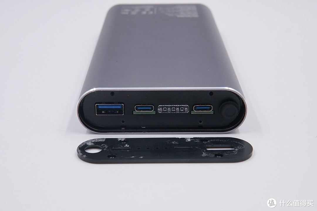 拆解报告：HELPERS LAB 20000mAh 60W 双PD+QC移动电源