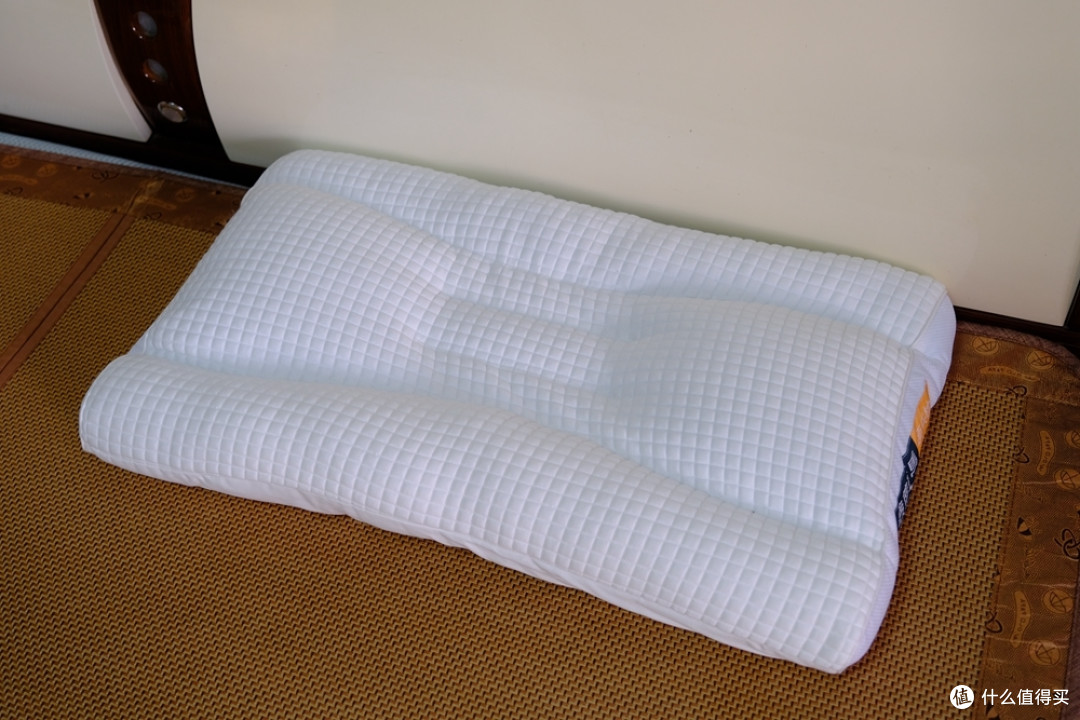 虽然贵但好睡菠萝斑马颈乐枕体验心得