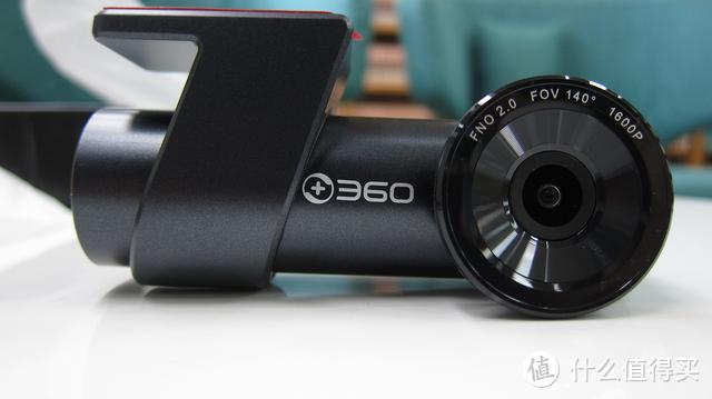 1600P大片级录制、真2K超清画质，你的视界尽在360行车记录仪K600