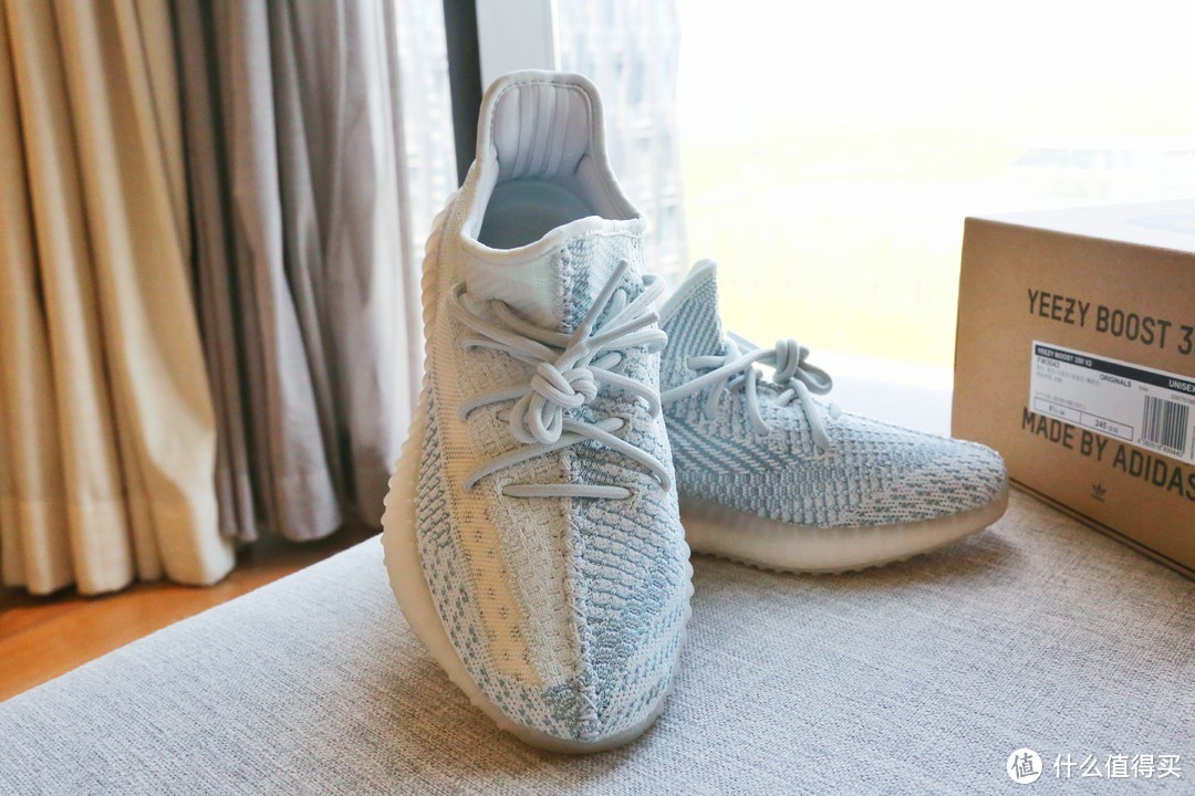 耶耶耶耶耶~喜提倒闭款椰子2双YEEZY BOOST冰蓝&粉拼开箱