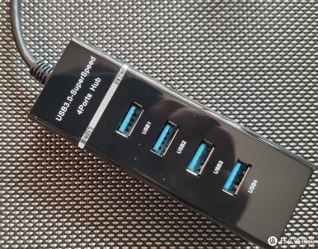 一个“三无品牌”4口USB3.0分线器HUB