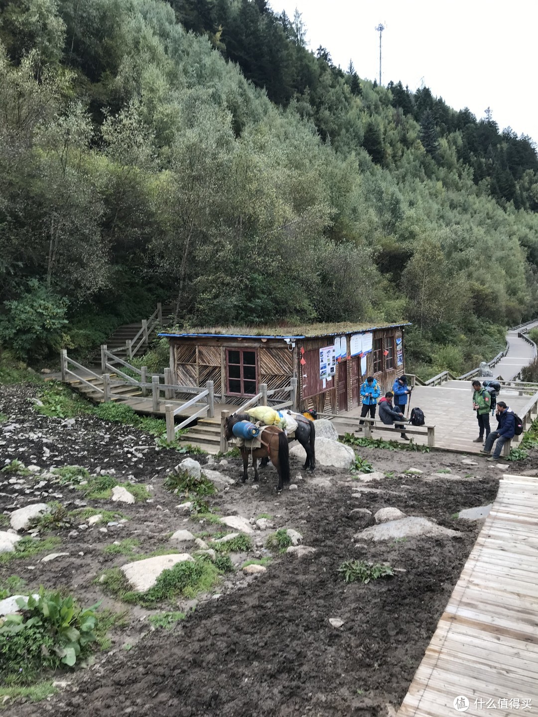 国庆前的错峰游—登四姑娘山大峰记