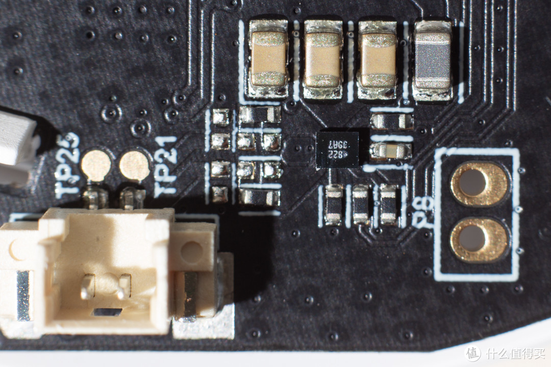 PCB细节，上面822丝印芯片没法查资料