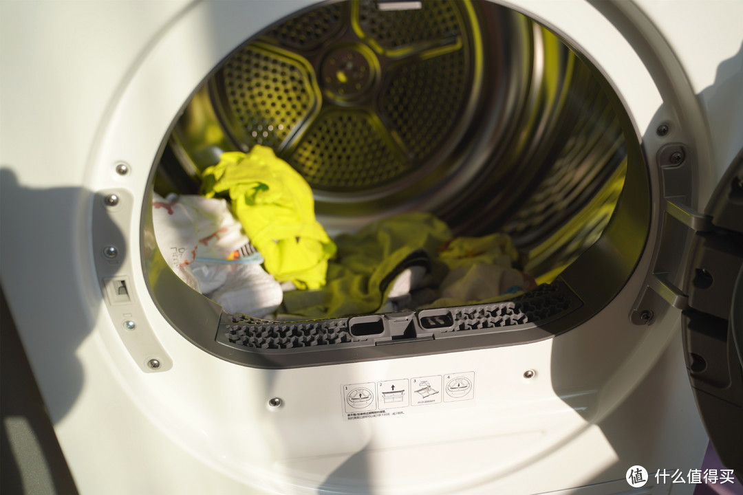 一台干衣机解放阳台和你！真实感受告诉你使用西屋双频热泵干衣机是怎样的体验！