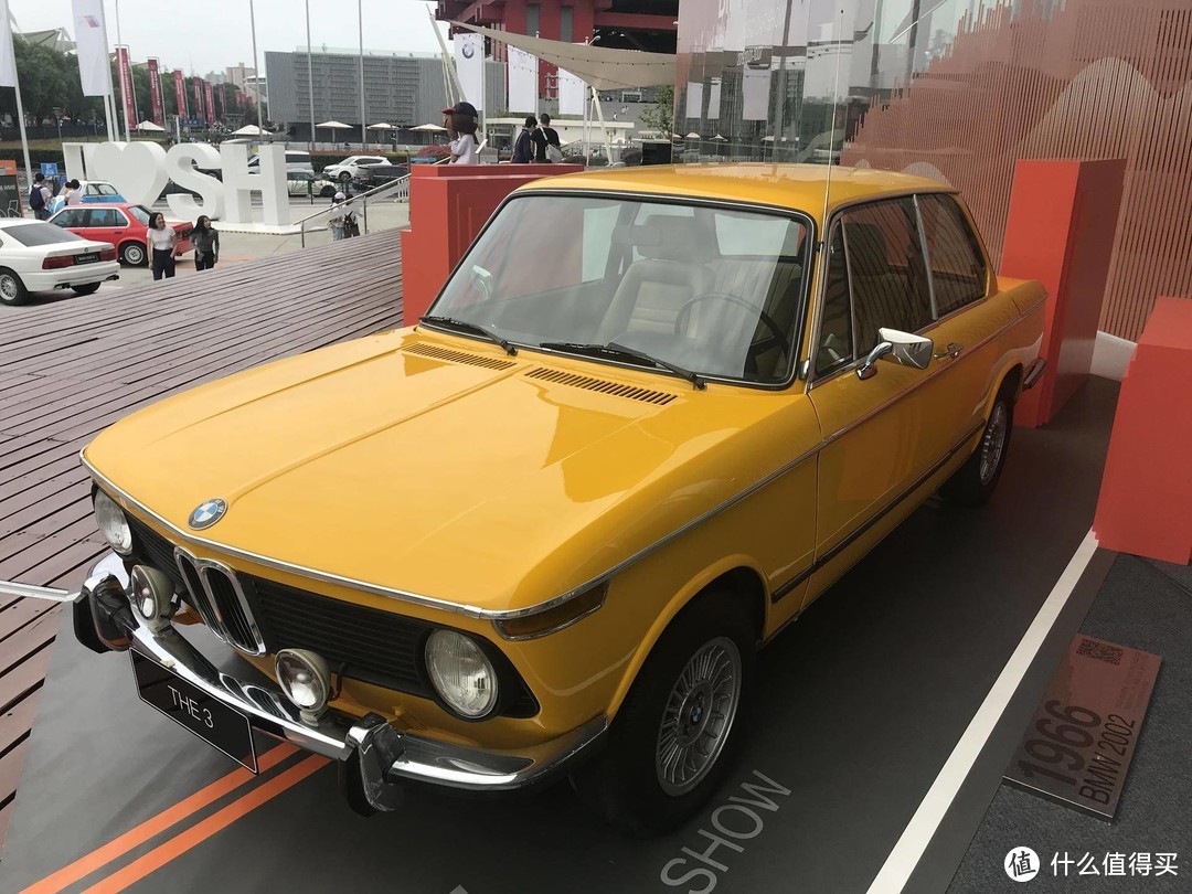 BMW 2002，3系鼻祖