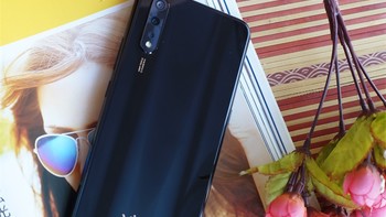 vivo Z5手机评测体验(性能|跑分|写入速度|系统|拍照)