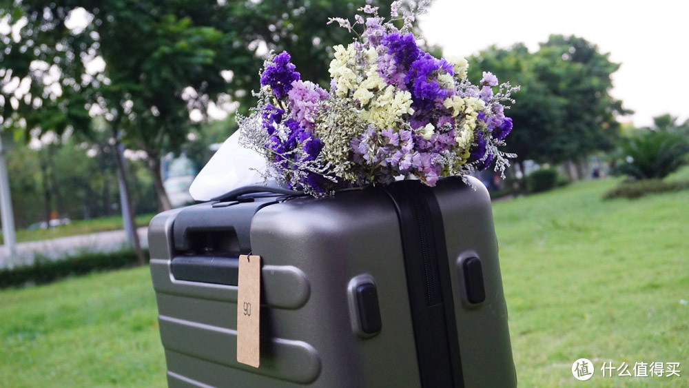 行李箱也能成为生活中的一道风景线
