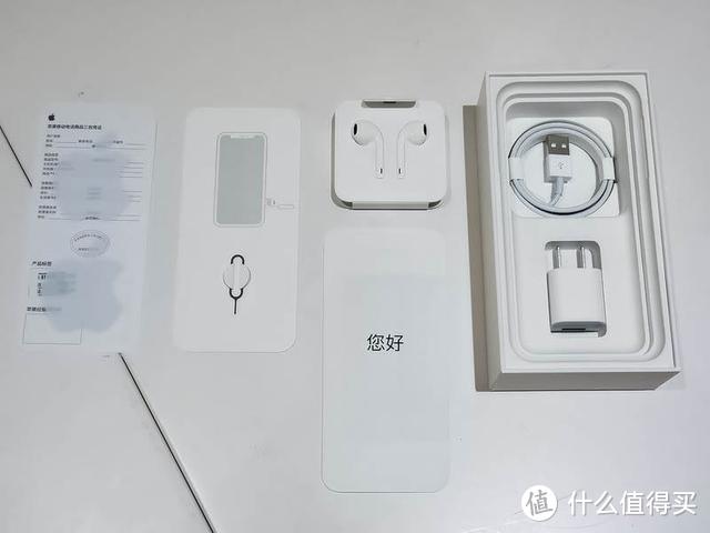 iPhone 11薄荷绿开箱：这绿色不要太好看