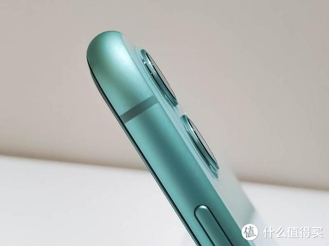 iPhone 11薄荷绿开箱：这绿色不要太好看