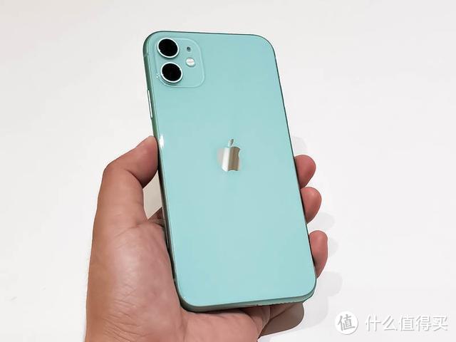 iPhone 11薄荷绿开箱：这绿色不要太好看