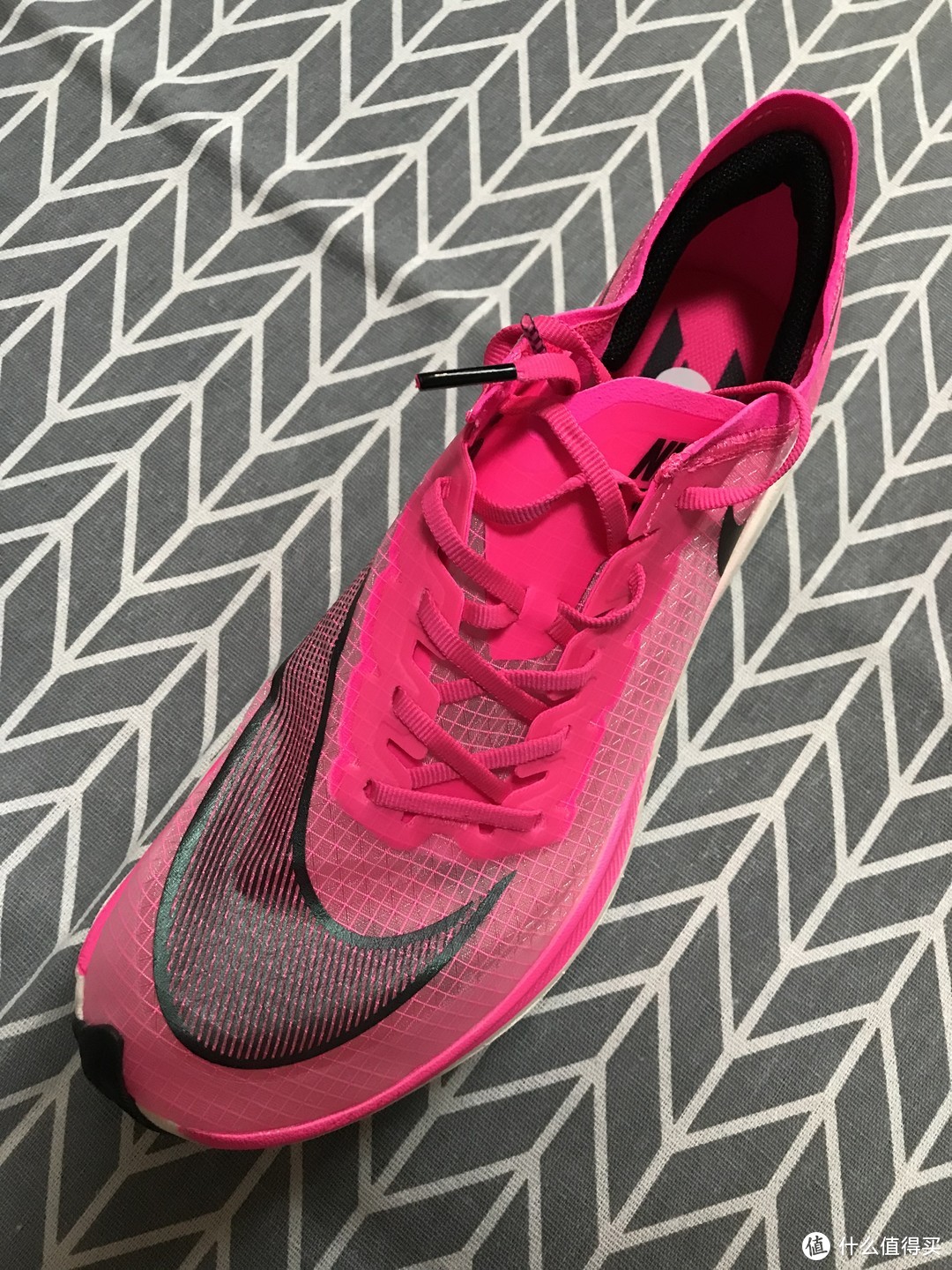 巨资购入的Nike ZoomX Vaporfly NEXT跑步鞋