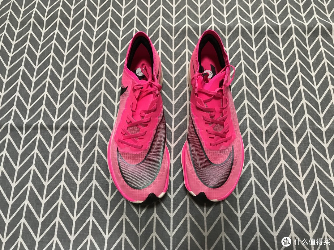 巨资购入的Nike ZoomX Vaporfly NEXT跑步鞋