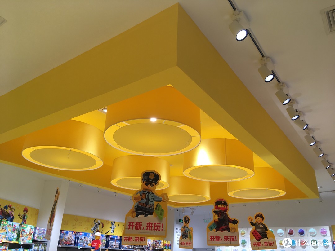 乐高新店开业礼 -- 40145 LEGO Brand Store