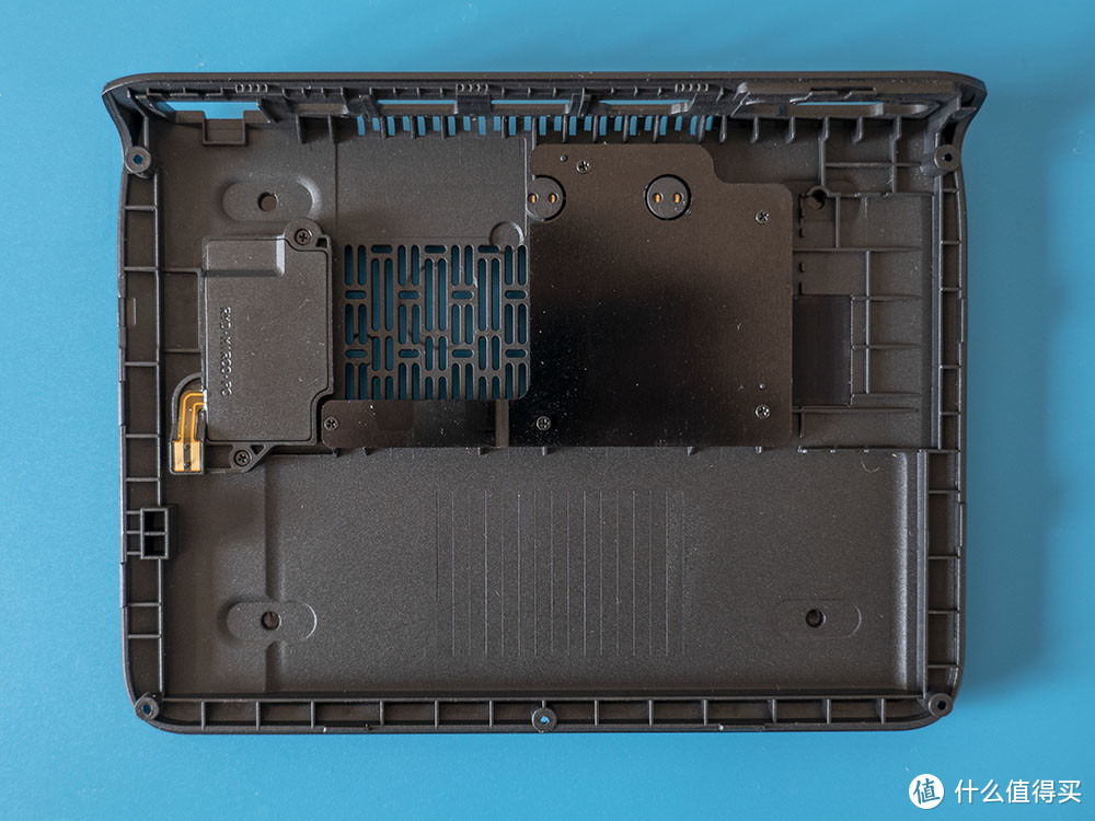 GPD MicroPC更换2242固态硬盘