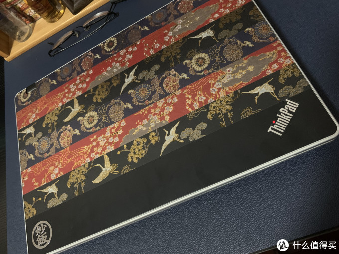 A面上都是划痕,想了半天用了三种纹饰纸胶带贴上自我感觉很好看不接受反驳