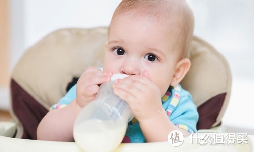 清淡的奶粉怎么选？选择宝宝吃着不上火的奶粉