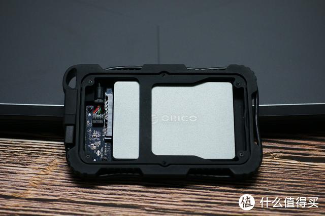 超硬派，无惧碰撞！ORICO硅胶三防硬盘盒体验