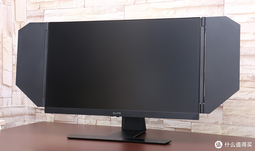 当 LG 1ms IPS 遇上 240Hz，优派 ELITE XG270 电竞显示器上手玩