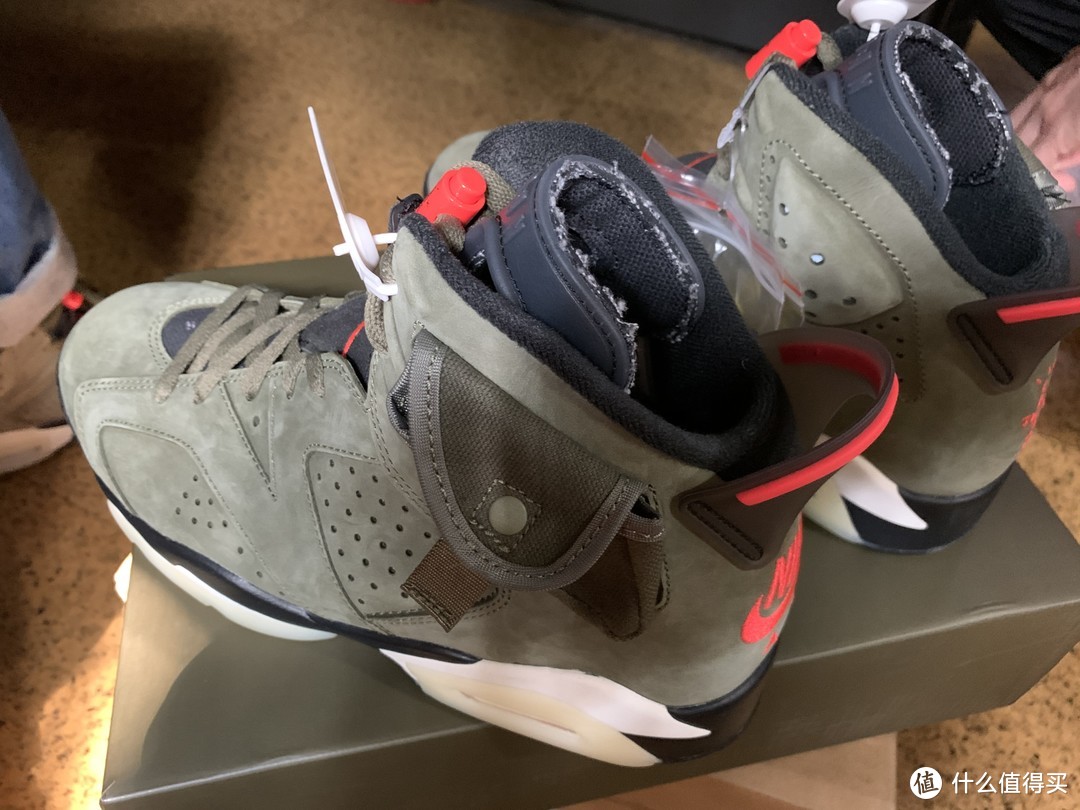 狠货来了，SNKRS上面买到的 Travis Scott x Air Jordan 6