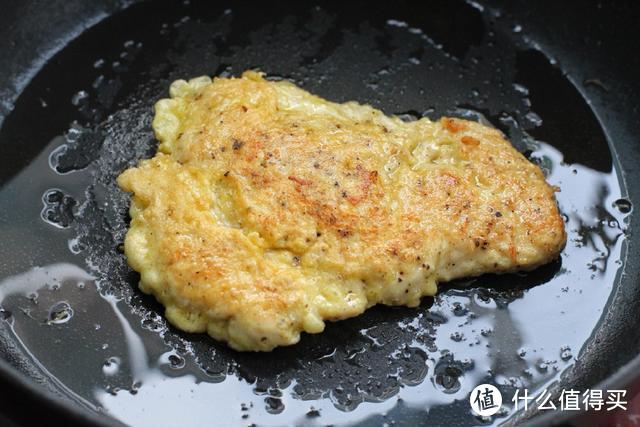 鸡排不用油炸，这样煎一煎，口感清新、肉质鲜嫩，吃多也不怕长肉