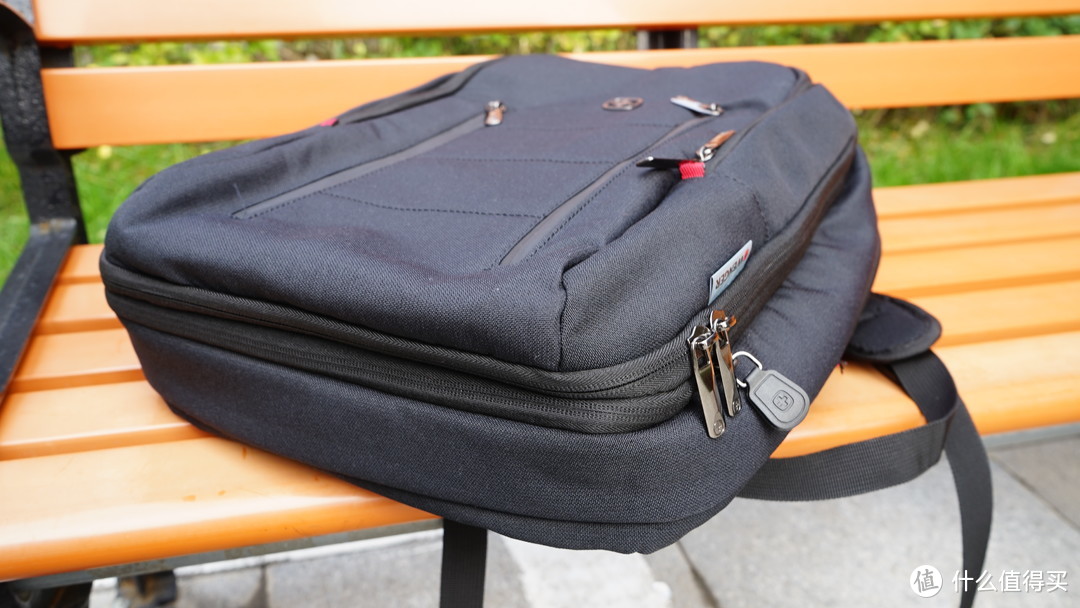 可以背的超轻“行李箱”，为收纳而生——Wenger威戈征程系列商务双肩包众测