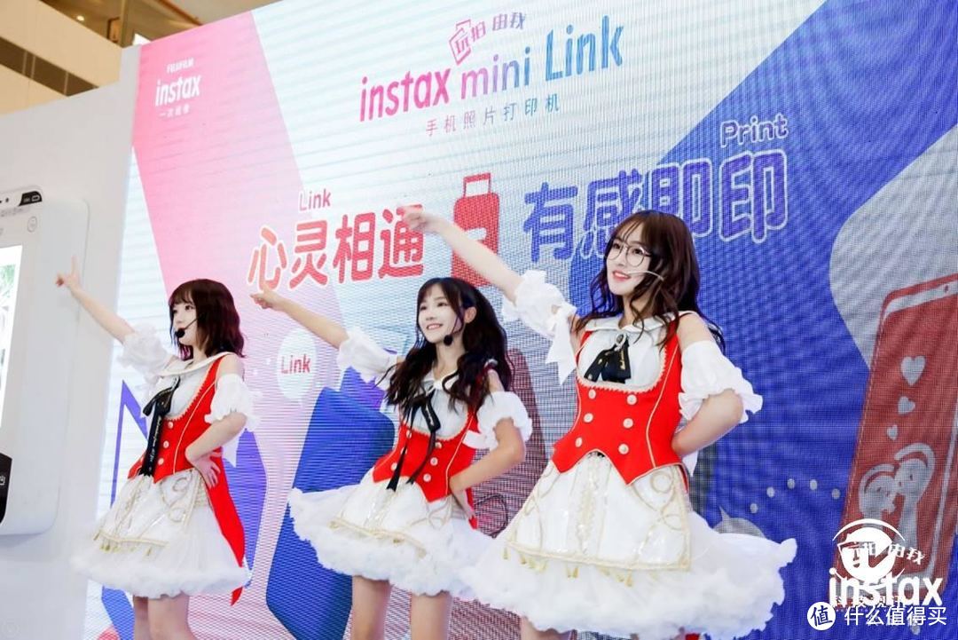 更好玩的打印机 富士instax mini Link手机照片打印机发布