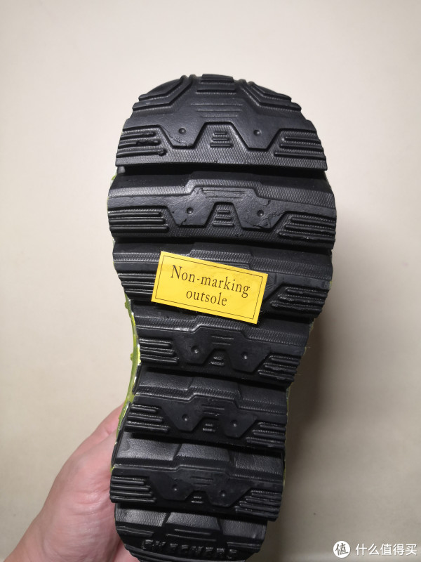 鞋底，还是非损伤木地板鞋底。