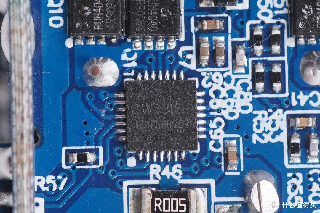 拆解报告：爱否开物1A2C 65W PD氮化镓充电器