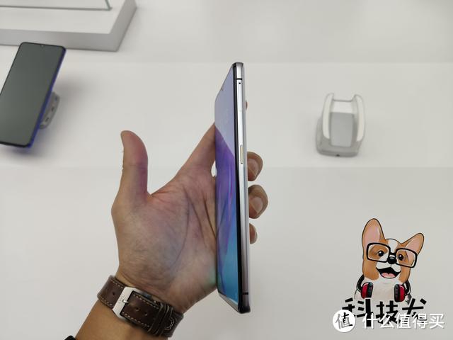 realme X2 Pro真机上手：50W超级闪充+骁龙855Plus