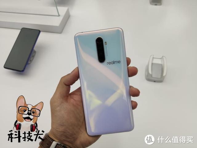 realme X2 Pro真机上手：50W超级闪充+骁龙855Plus