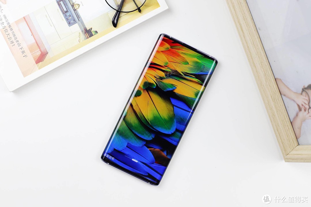 vivo NEX 3急速体验：99.6%屏占比的无界瀑布屏令人惊艳