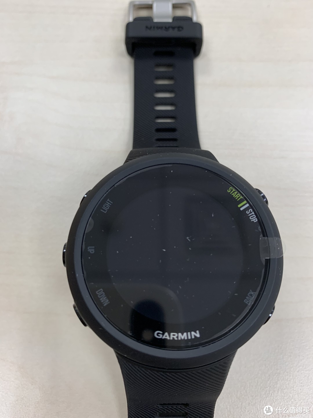 别急，先看完这篇！ 1700元预算， 是买GARMIN FORERUNNER 45 手表， 还是其他同价位智能穿戴手表