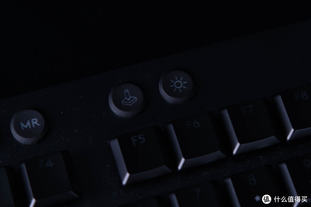 GL矮轴触发能快多少？罗技G813评测及Logitech G HUB使用教程