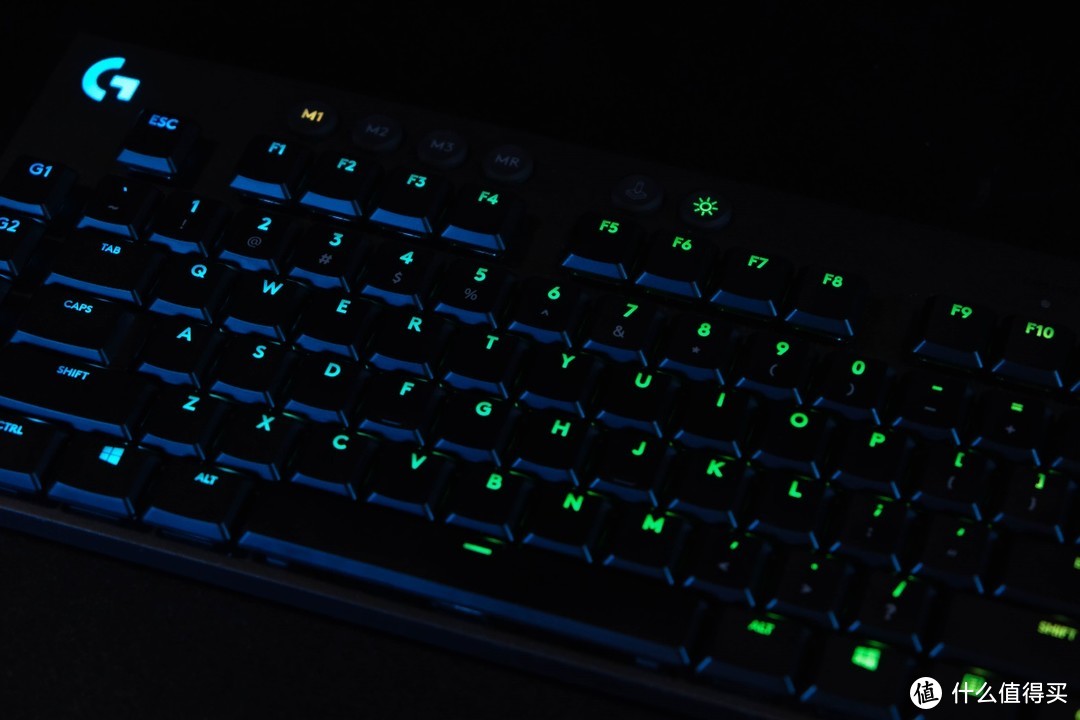 GL矮轴触发能快多少？罗技G813评测及Logitech G HUB使用教程