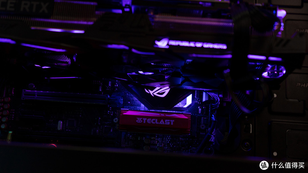 ROG Strix RTX 2060S O8G显卡试玩，光追前后对比和性能分析