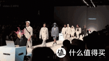 上海时装周，秀场同款抢先看！盘点最值得入手的15款国潮新品！