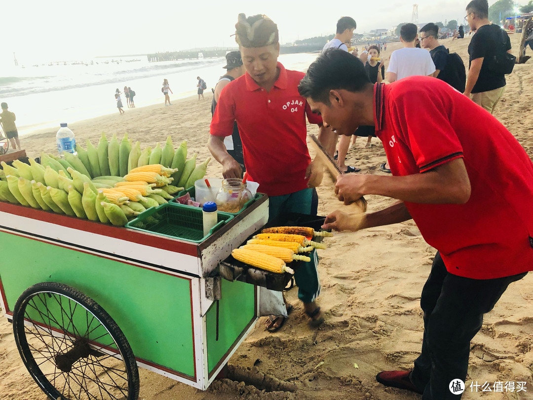 独行巴厘岛之三---情人崖的海浪会唱歌，金巴兰的夕阳会跳舞