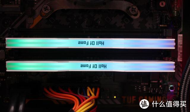 影驰HOF OC Lab极光DDR4-3600内存评测：带着信仰光的白骑士